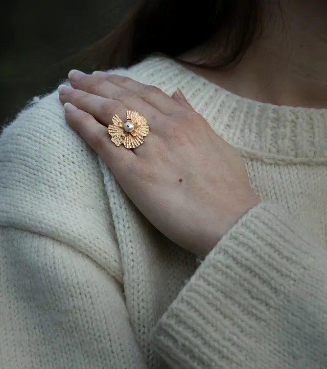 Kim Jude Nymphéa bague fantaisie fleur femme