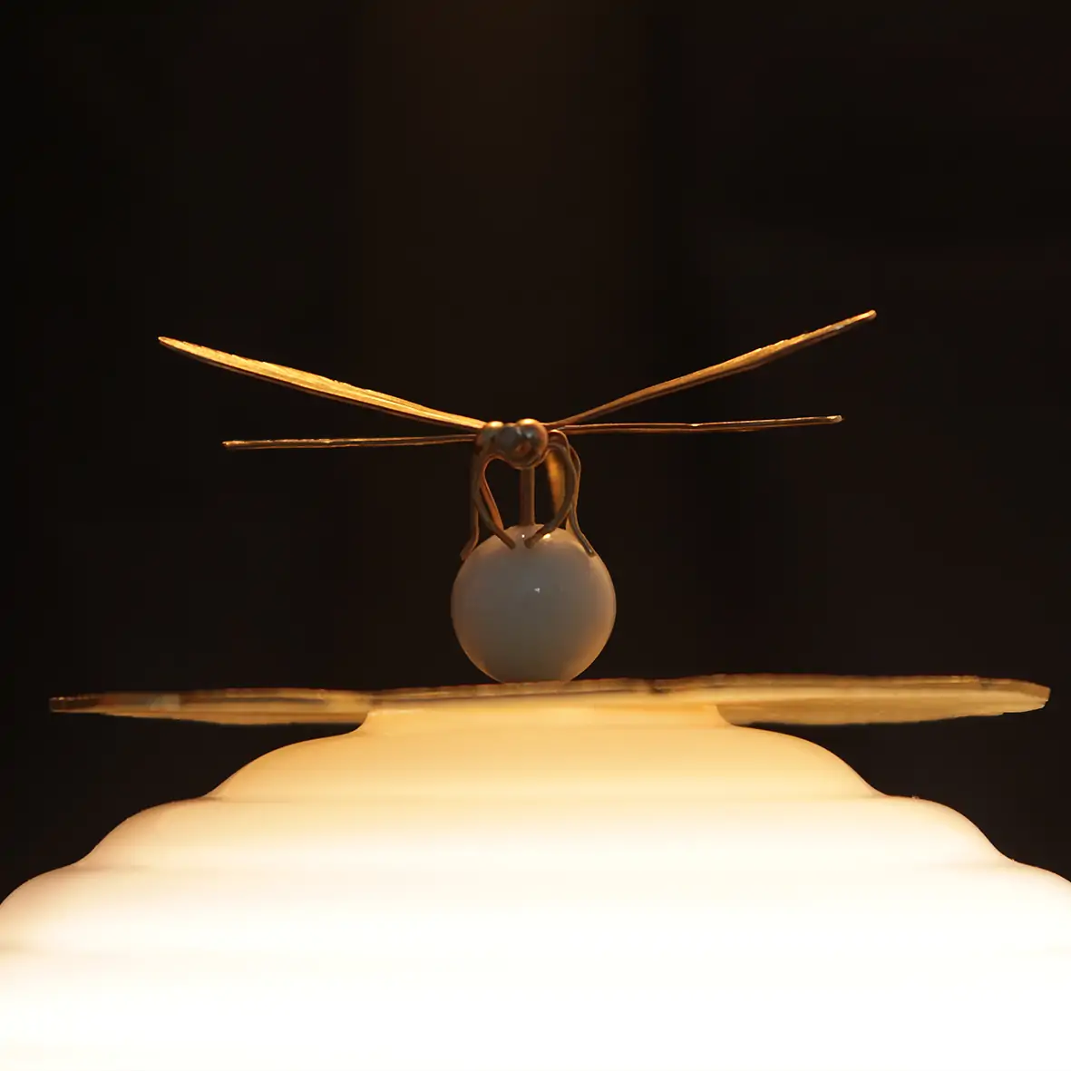 Kim Jude Lumières Microcosmos lampe upcyclée unique