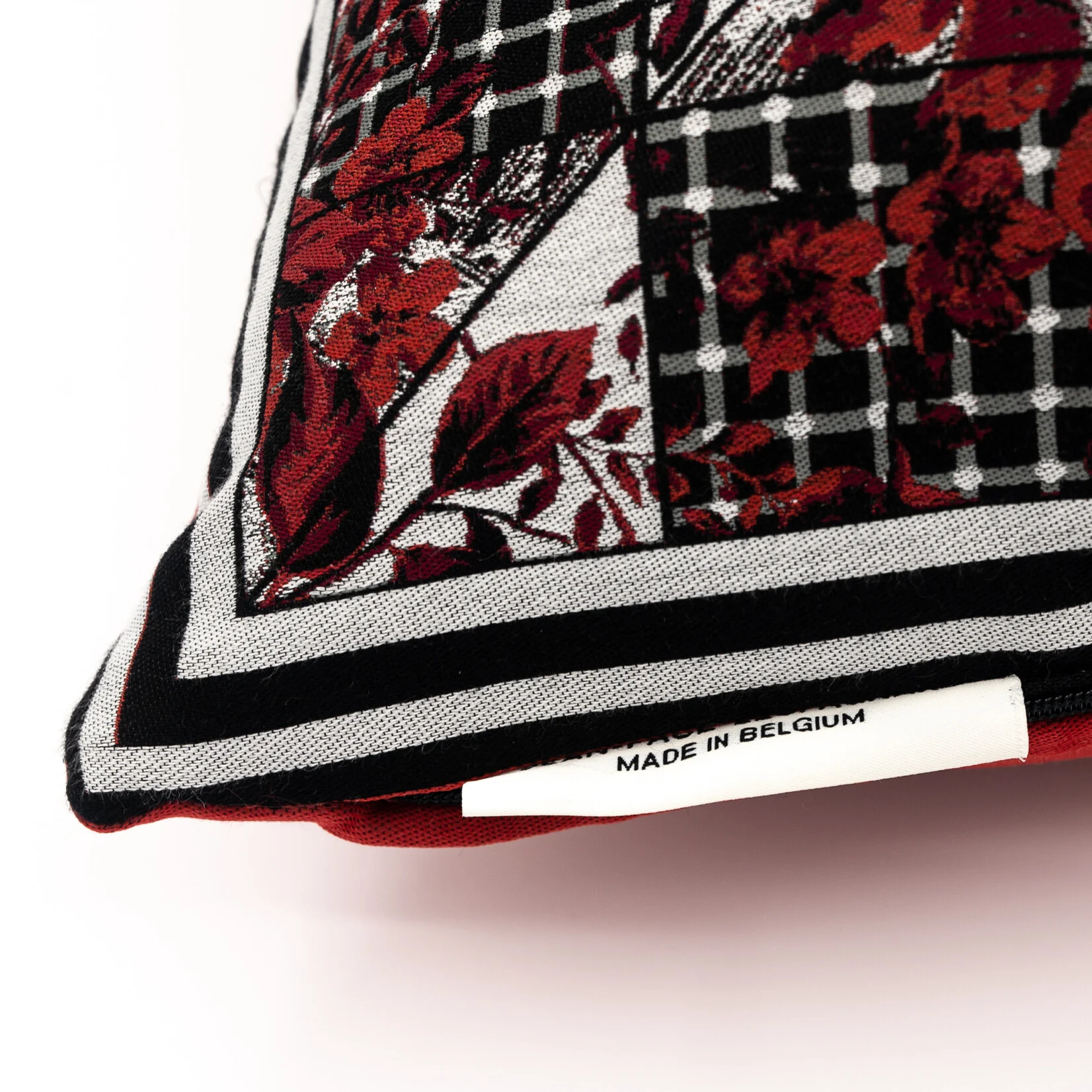 JeanPaul Lespagnard Textile Red Flowers coussin 100x100 jacquard