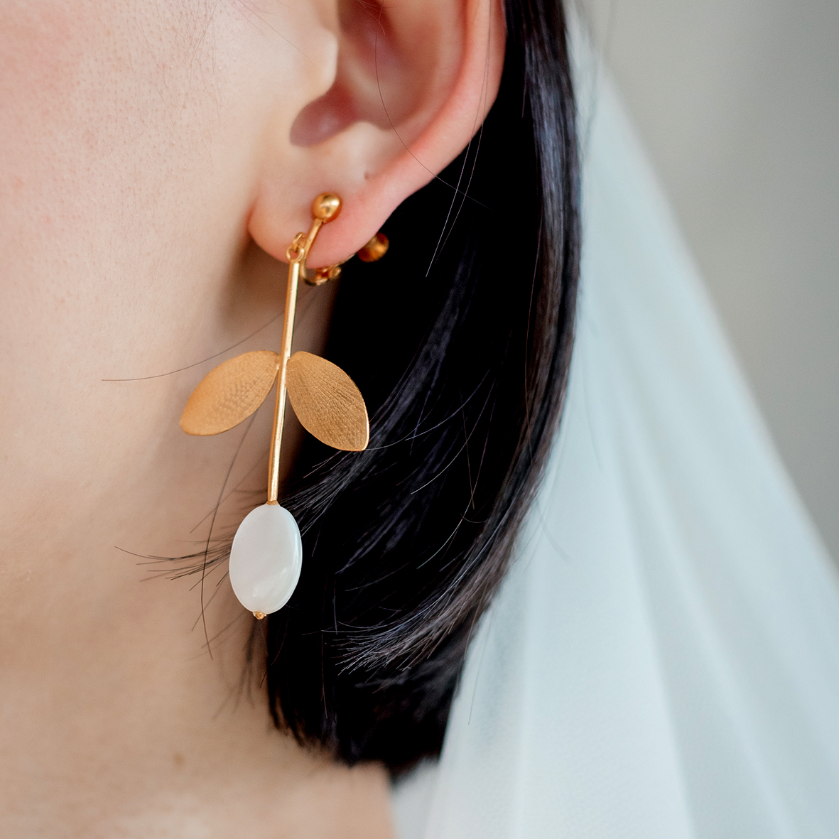 Kim Jude Blanchette boucles d'oreilles légères