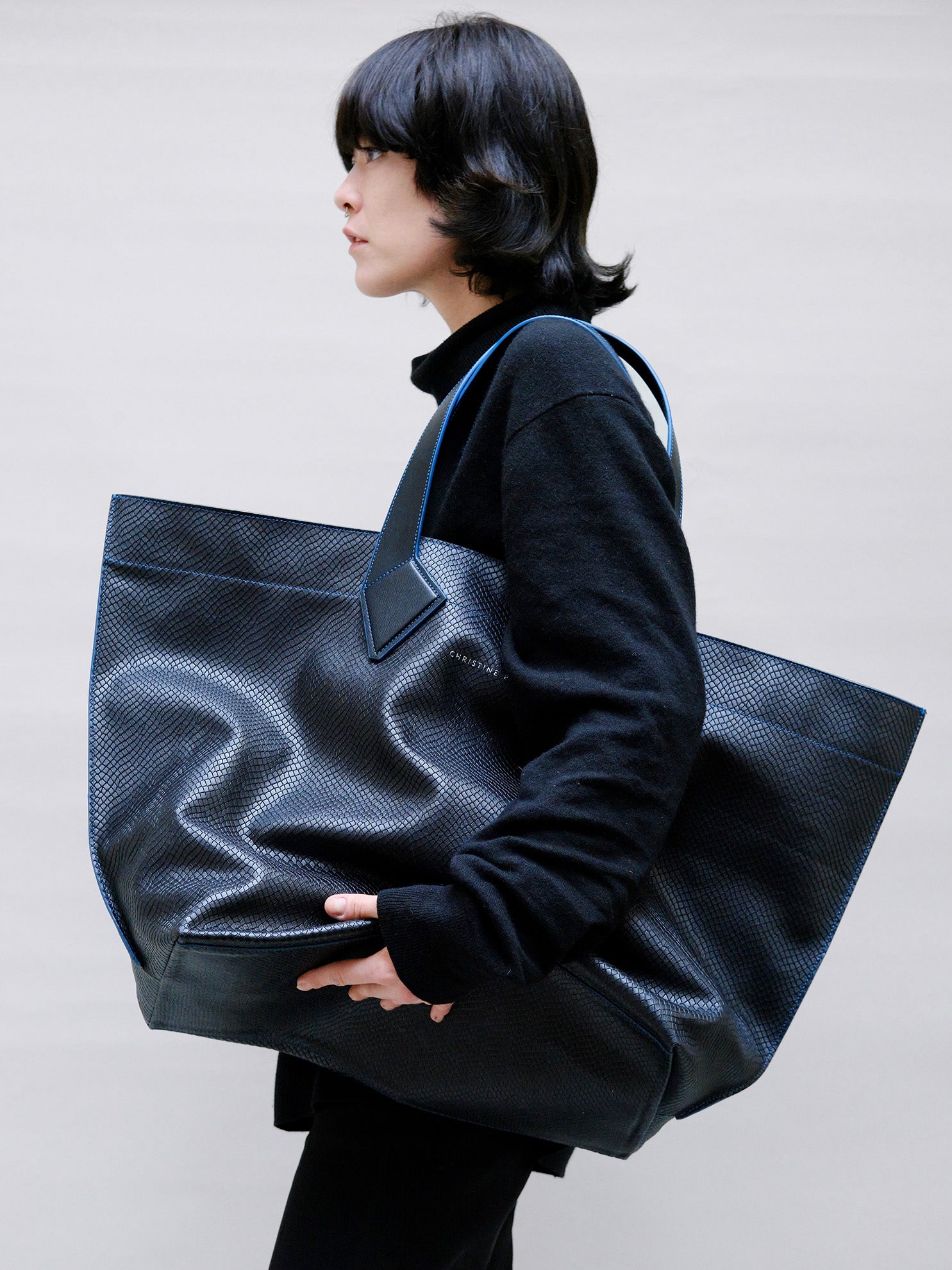 Christine Phung Sac Cabas XL Vesper cuir noir upcyclé