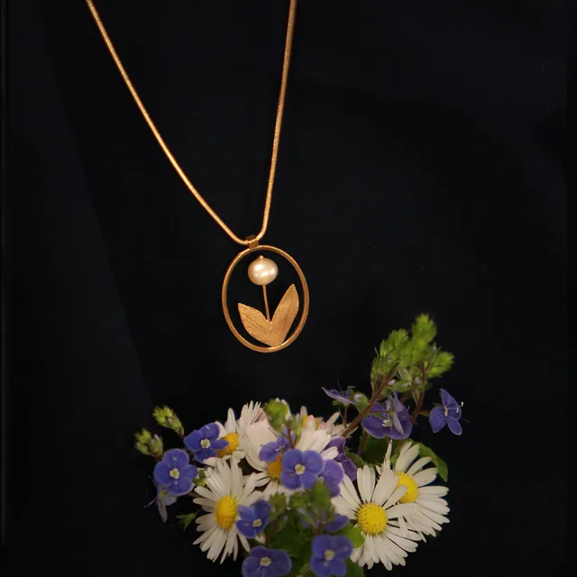 KIM JUDE Colliers Tulipe collier léger floral