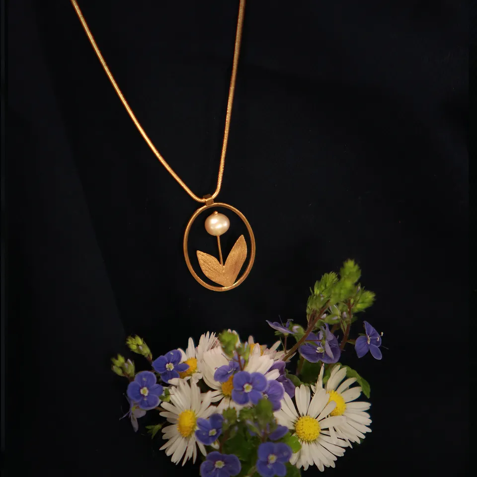 KIM JUDE Colliers Tulipe collier léger floral