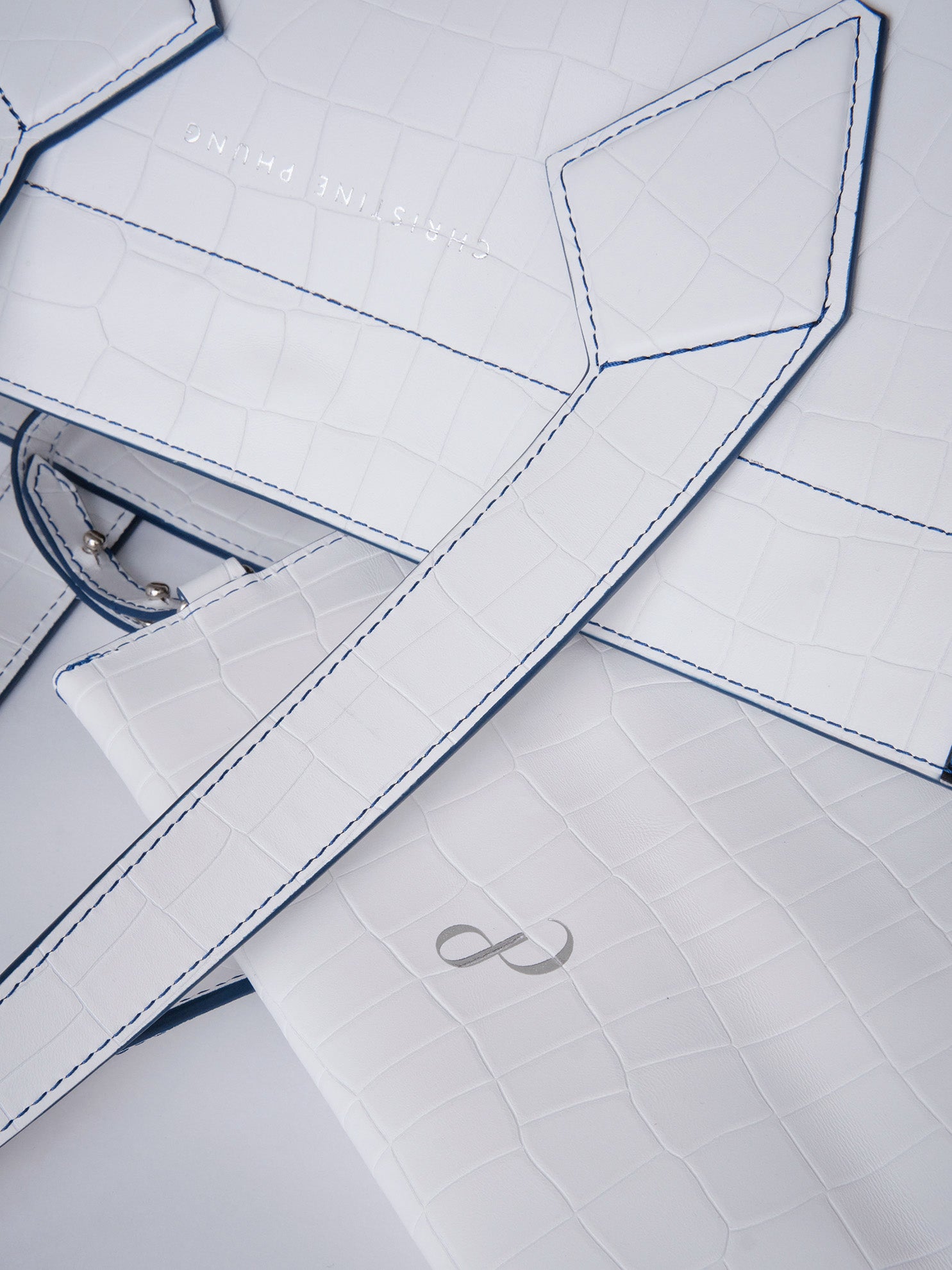 Christine Phung Sac Cabas L cabas cuir blanc croco upcyclé