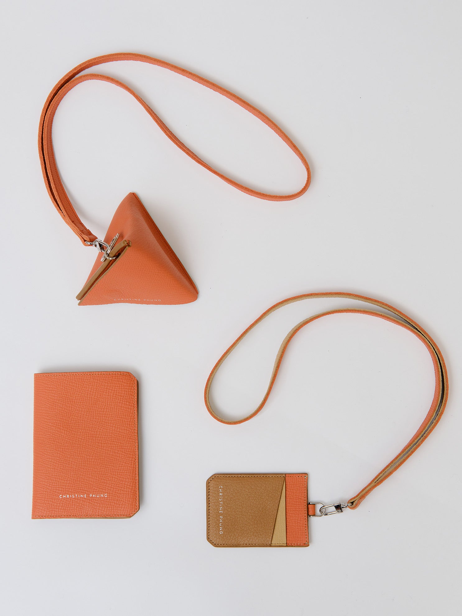 Christine Phung Berlingot pouch cuir orange triangle upcyclé