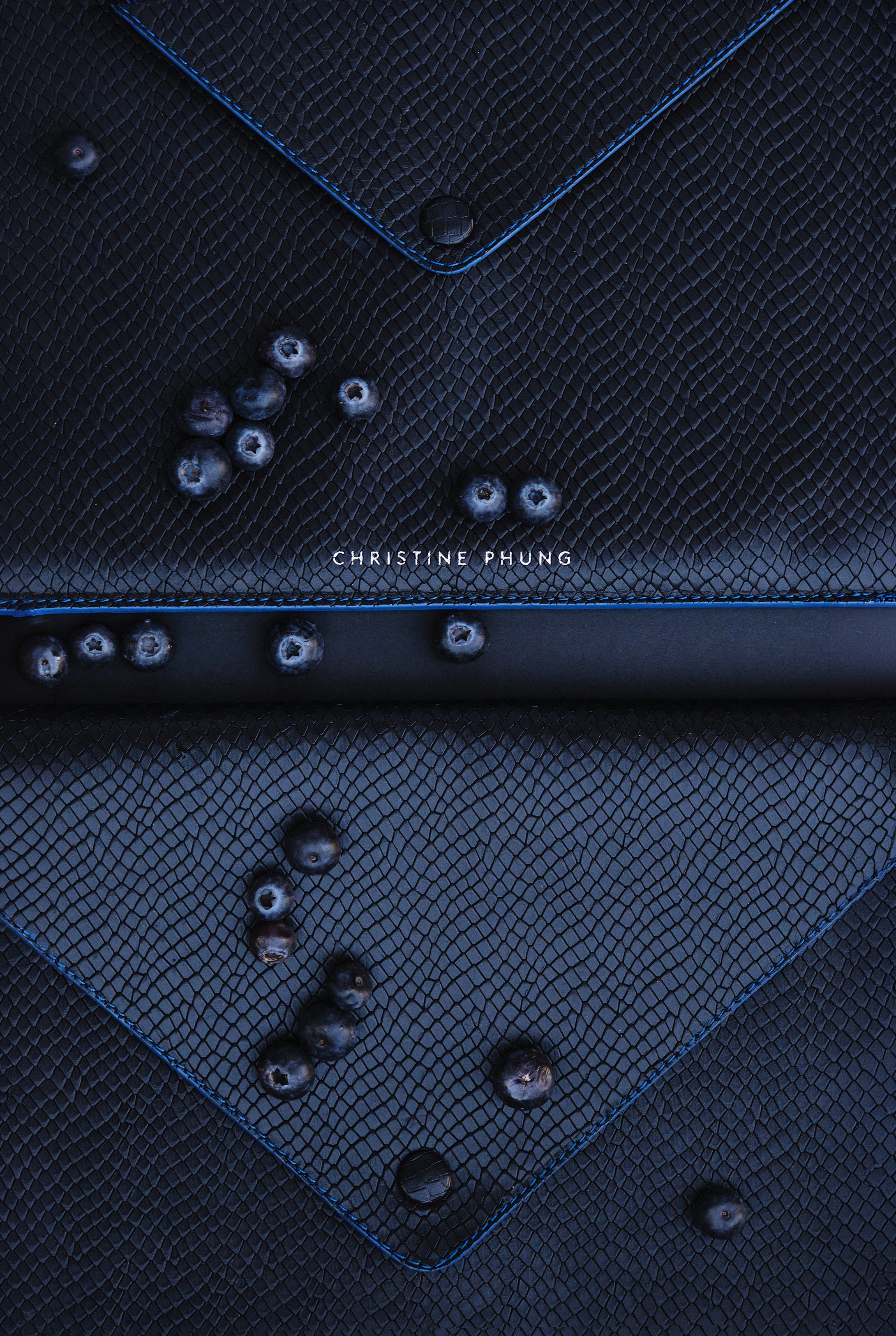 Christine Phung Enveloppe M housse ordinateur cuir vesper noir