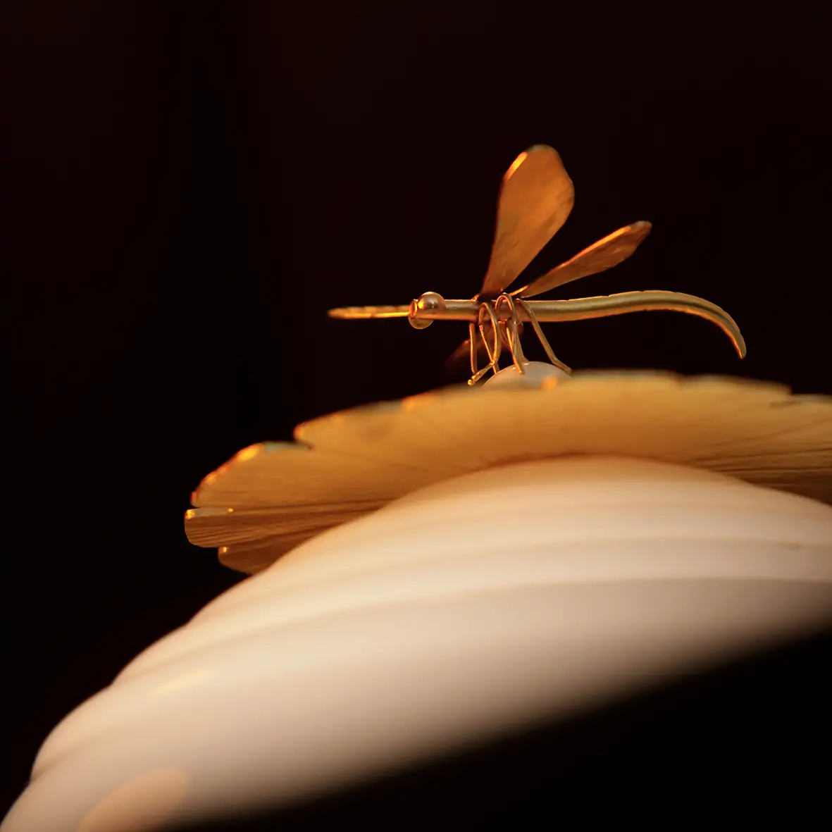Kim Jude Lumières Microcosmos lampe upcyclée unique