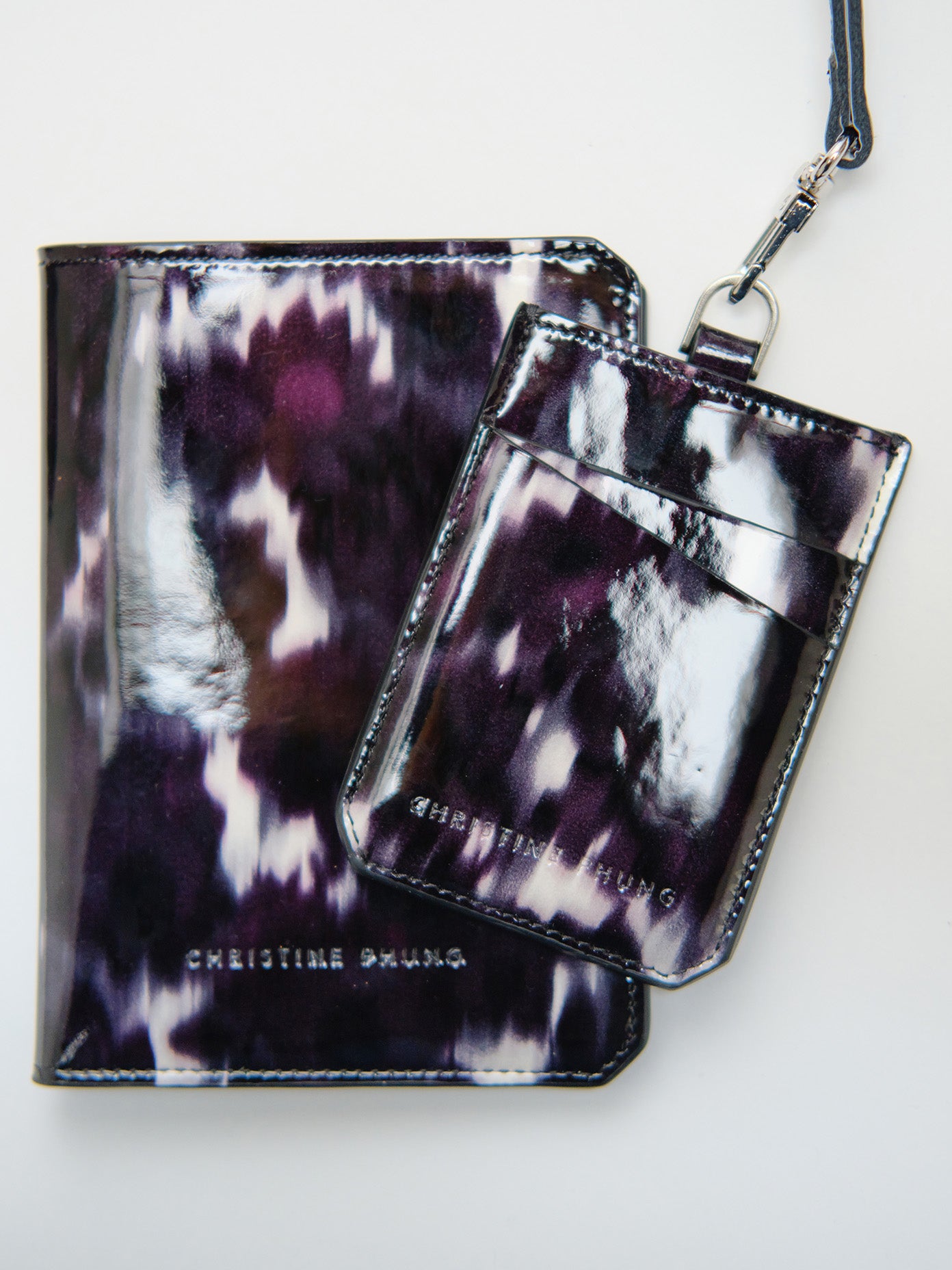 Christine Phung Porte-cartes Myrtille cuir upcyclé myrtille