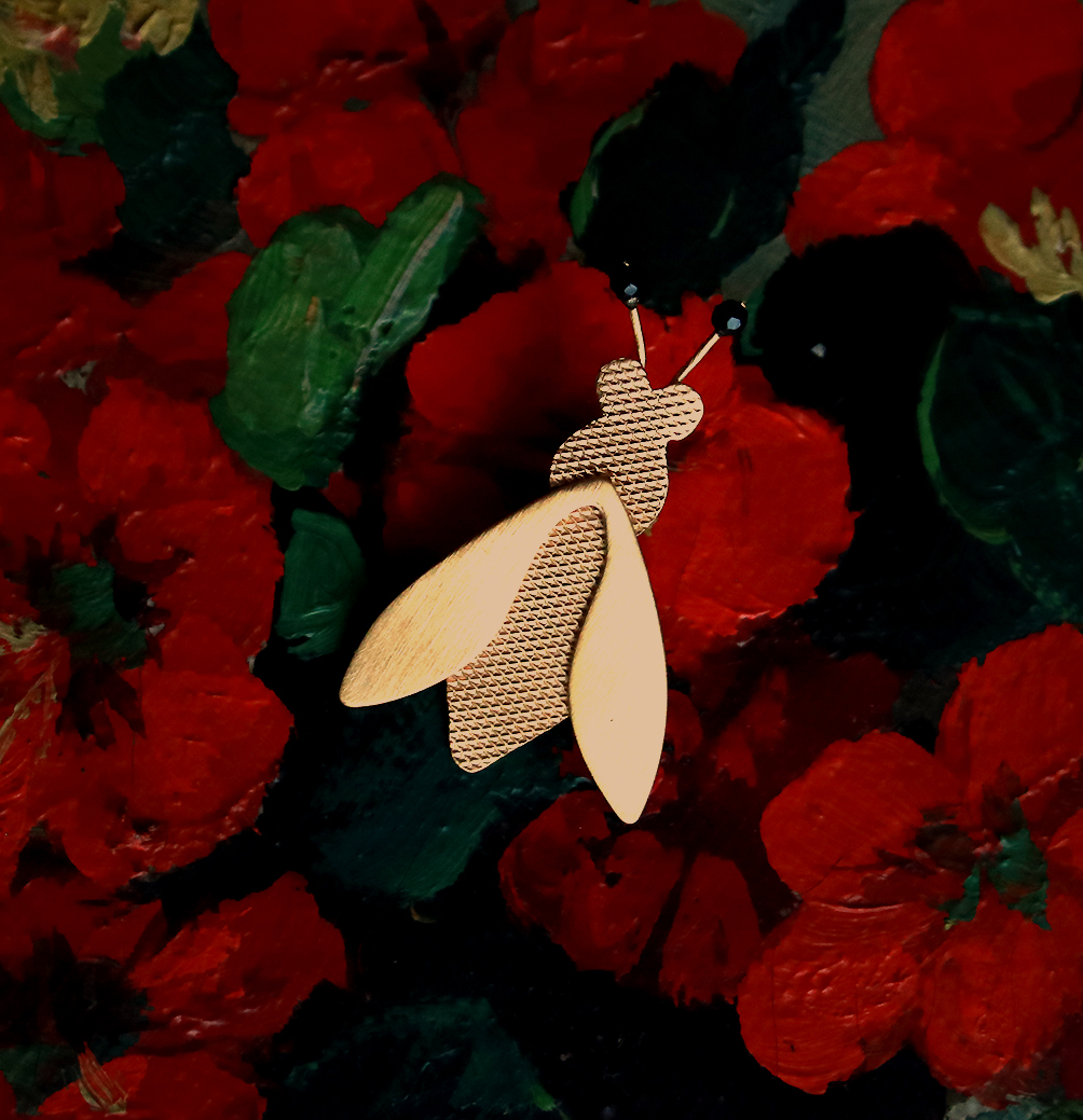 Kim Jude Fly broche fantaisie légère