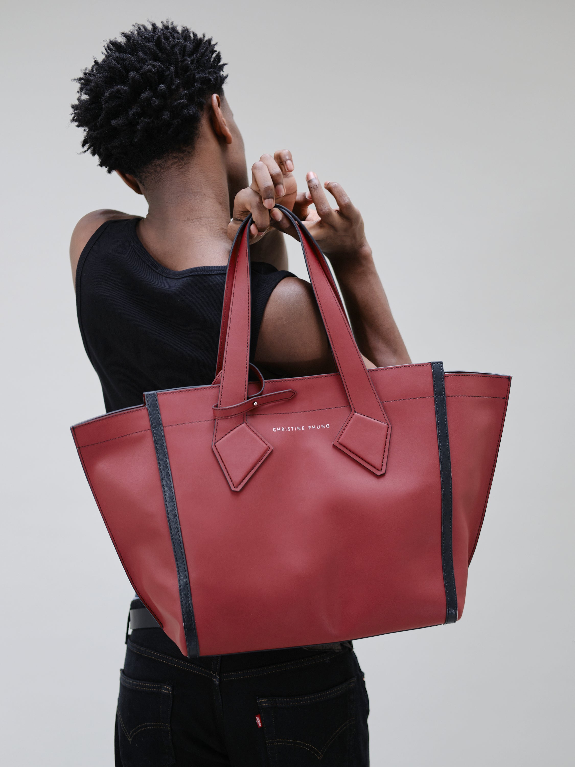 Christine Phung Sac Cabas L cabas cuir brique upcyclé