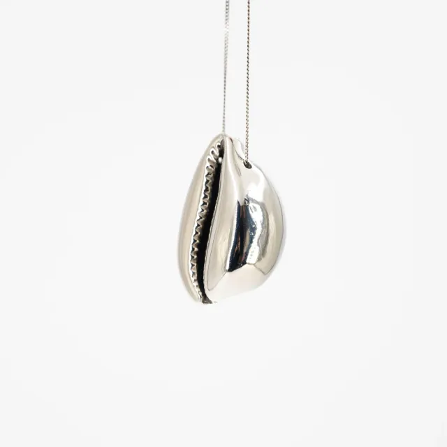 Jean-Paul Lespagnard Big Cowry Shell pendentif cauri porte-bonheur