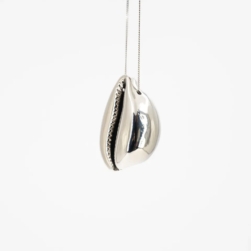 Jean-Paul Lespagnard Big Cowry Shell pendentif cauri porte-bonheur