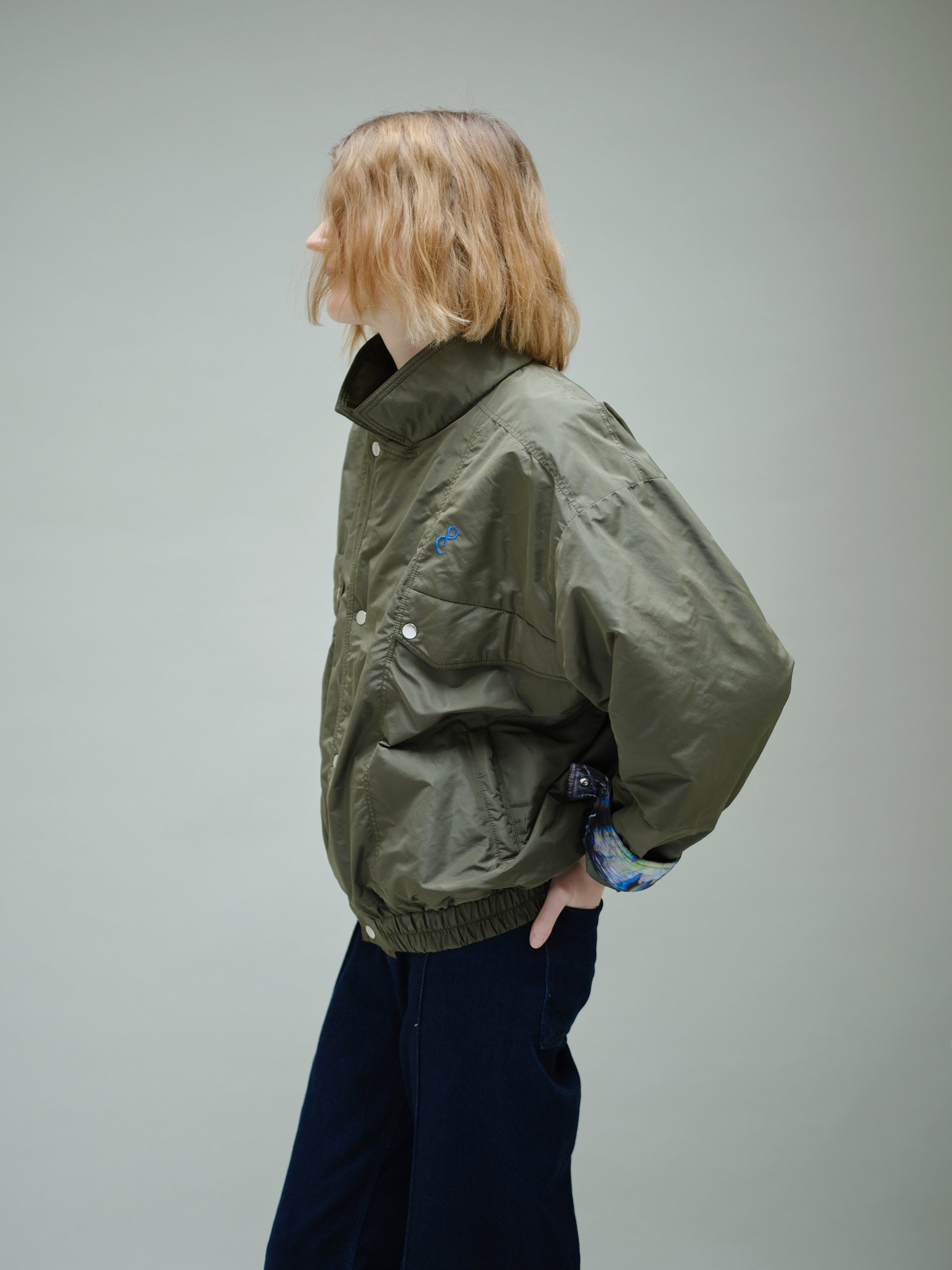 Christine Phung bomber kaki recyclé doublure soie glitch