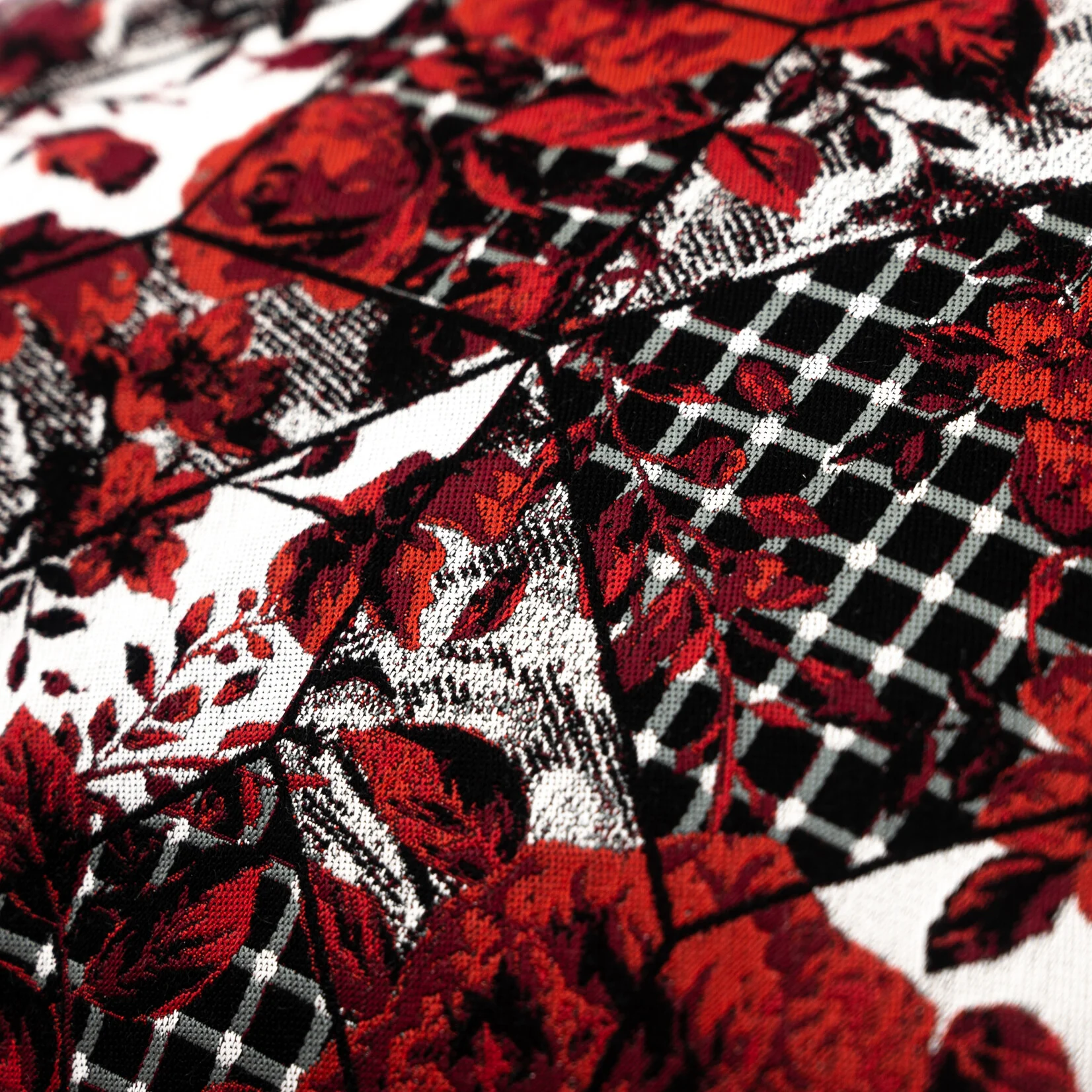 JeanPaul Lespagnard Textile Red Flowers coussin 100x100 jacquard