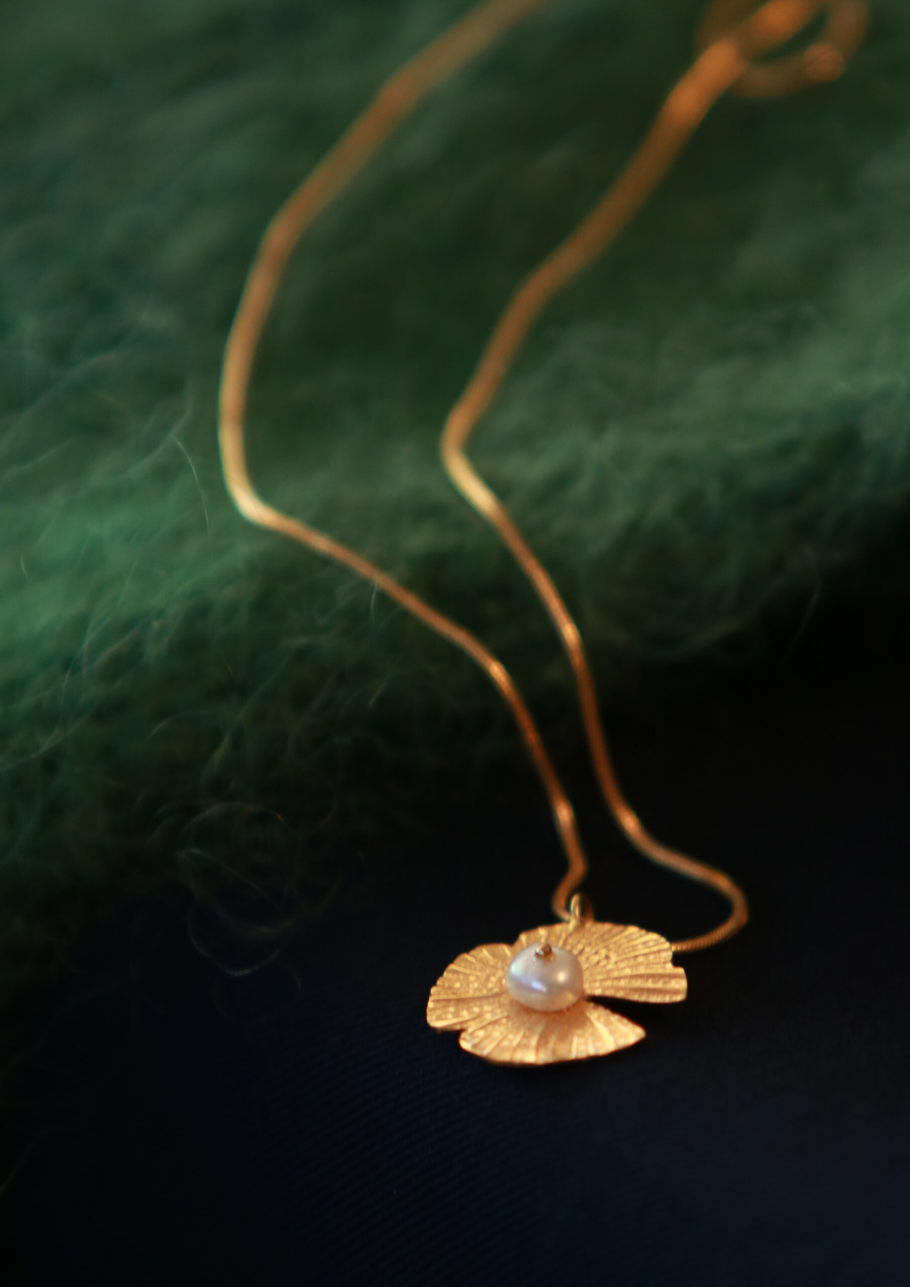 KIM JUDE Colliers Nymphéa collier léger floral