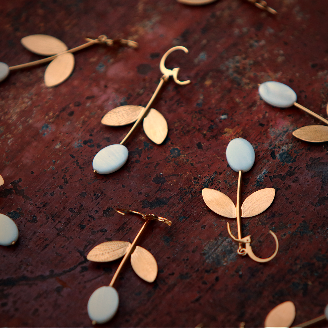 Kim Jude Blanchette boucles d'oreilles légères