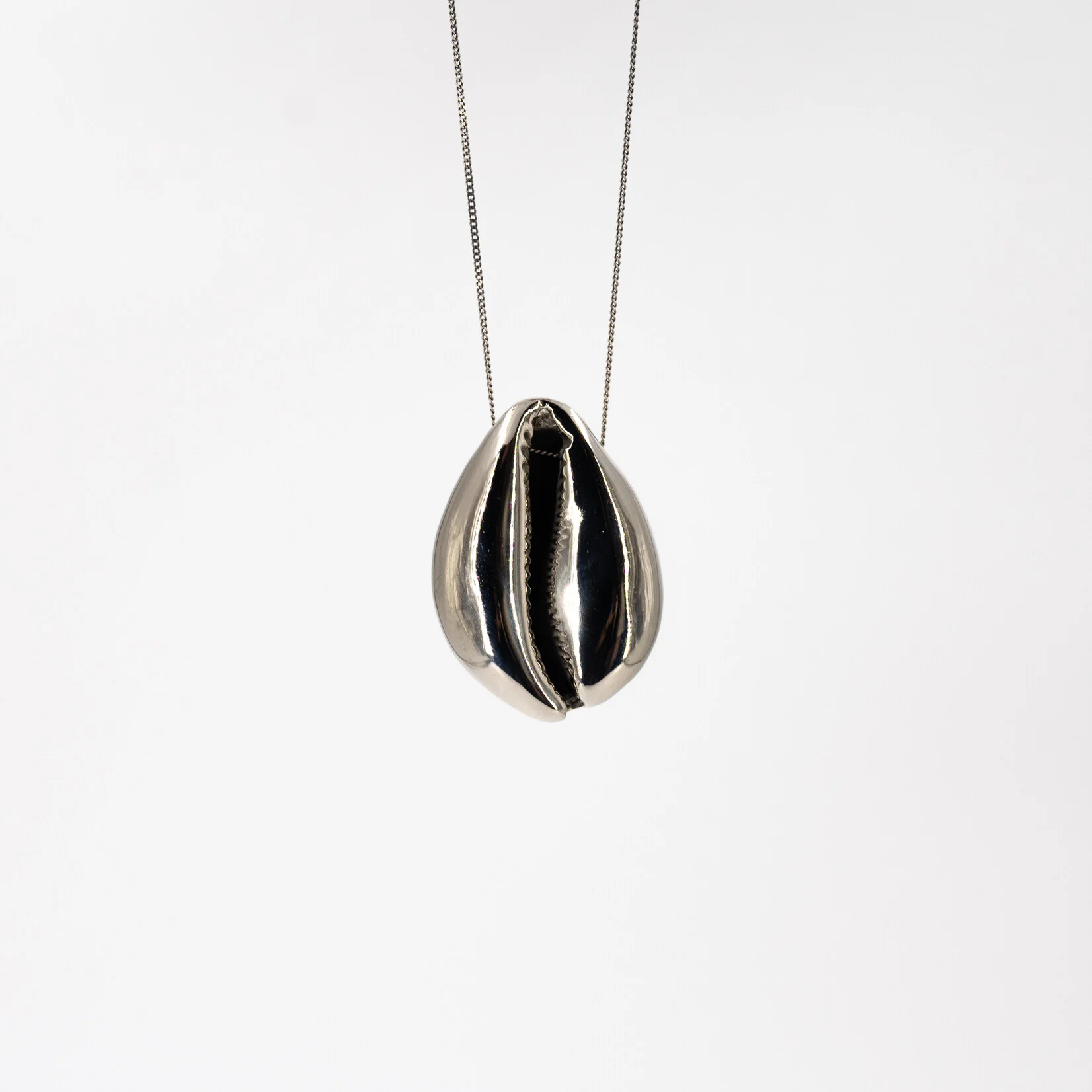 Jean-Paul Lespagnard Big Cowry Shell pendentif cauri porte-bonheur